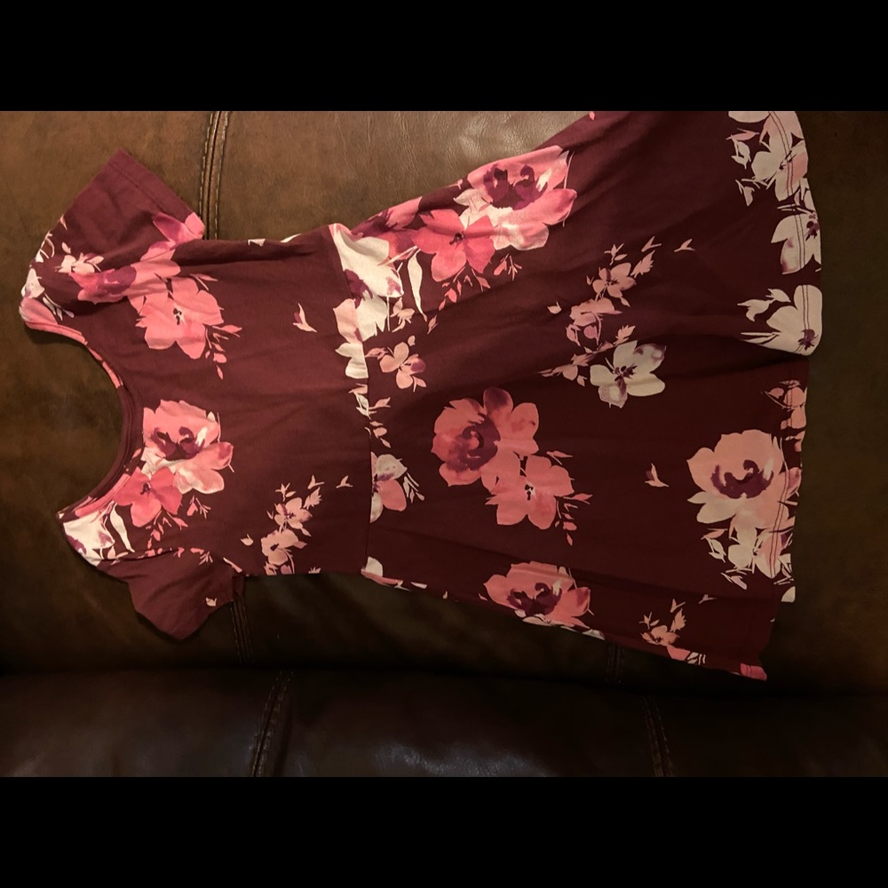 Girls cute causal dress .